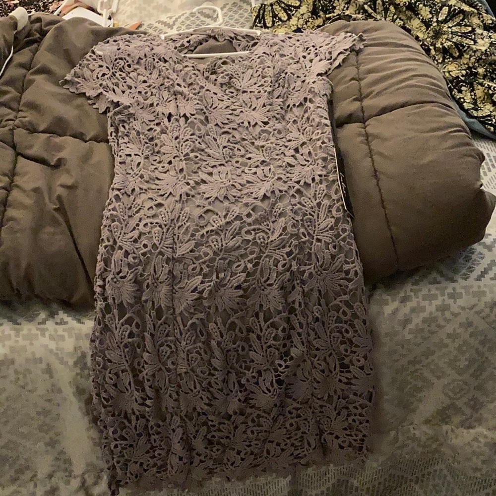 Beautiful lulus lace dress